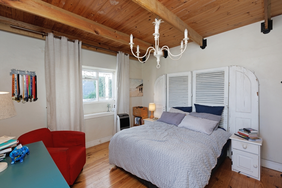 4 Bedroom Property for Sale in Wynberg Western Cape
